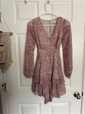 Japna Women’s XS Pink Floral V-Neck Long Sleeve Tiered Mini Dress